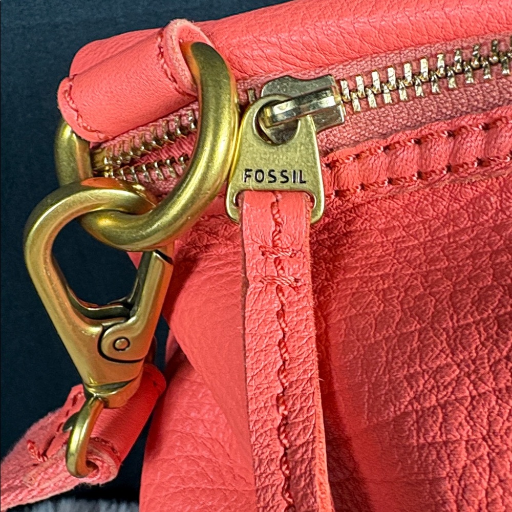 Fossil Erin Foldover Tote Crossbody Bag Coral Orange Pebbled Leather Convertible - Picture 3 of 12